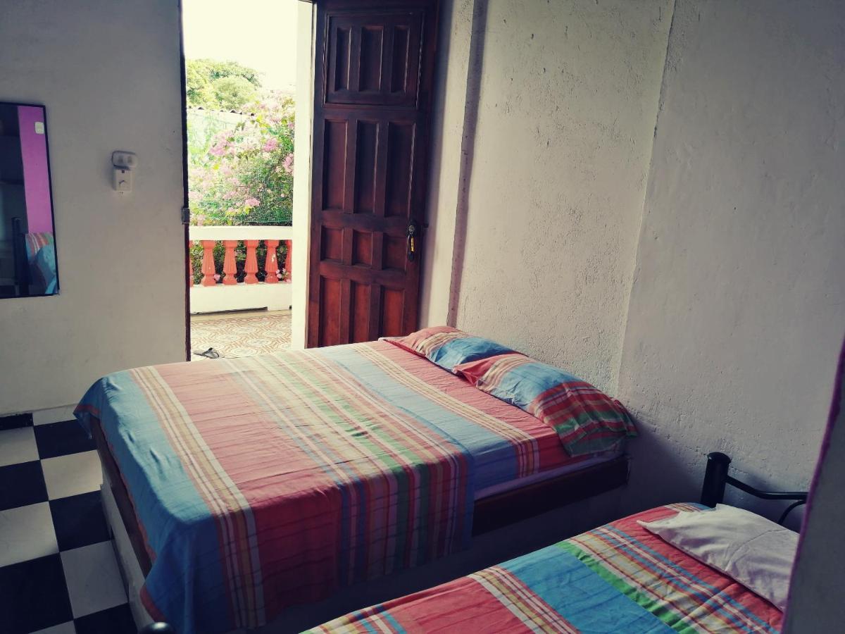 Hostal Maranatha Santa Marta  Exterior foto